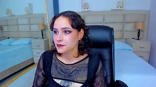 Snapshot of AnnyThompson_ chatting on October 27, 9:08 pm AnnyThompson online show from October 27, 9:08 pm