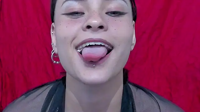 AnnyThompson  online show from April 13, 4:51 am