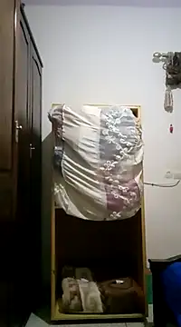 Snapshot of altinya chatting on March 13, 12:27 am altinya online show from March 13, 12:27 am