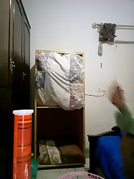 Snapshot of altinya chatting on March 18, 12:27 am altinya online show from March 18, 12:27 am