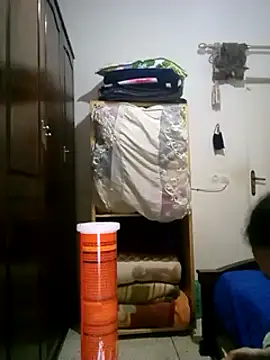 Snapshot of altinya chatting on March 20, 7:14 pm altinya online show from March 20, 7:14 pm