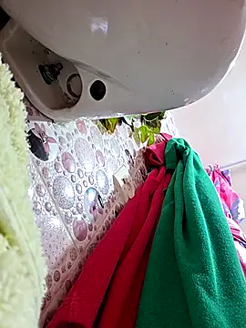 Snapshot of altinya chatting on October 6, 12:35 pm altinya online show from October 6, 12:35 pm