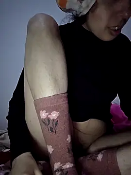 Snapshot of altinya chatting on November 19, 6:30 pm altinya online show from November 19, 6:30 pm