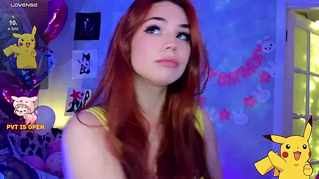 Snapshot of Katerinchik chatting on March 18, 1:53 pm Katerinchik online show from March 18, 1:53 pm