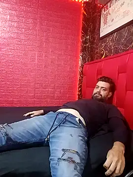 Snapshot of camiysebas21 chatting on December 7, 1:36 am camiysebas21 online show from December 7, 1:36 am