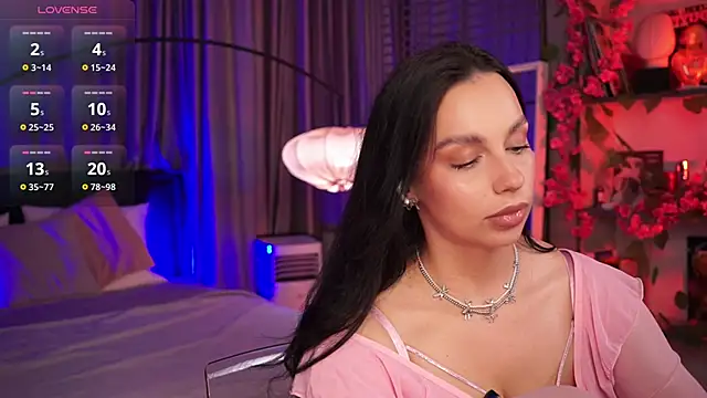 LunaNight online show from September 12, 8:20 pm