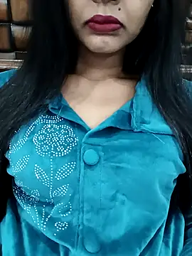 Snapshot of Yours-Bebo chatting on November 19, 10:04 am Yours-Bebo online show from November 19, 10:04 am