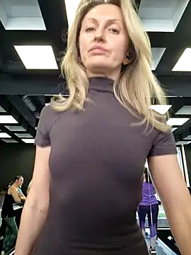 Miss    Mia  online show from February 26, 12:03 pm