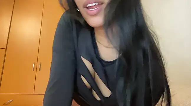 Dulce latingirl online show from December 10, 4:27 pm