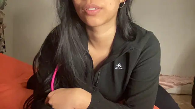 Dulce latingirl online show from March 16, 9:47 pm