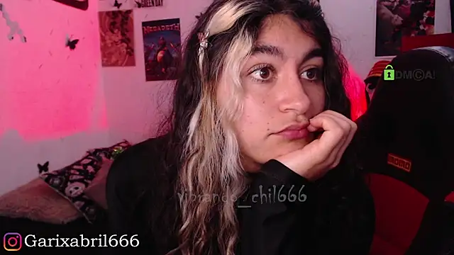Snapshot of abril666 chatting on January 2, 2:46 pm abril666 online show from January 2, 2:46 pm