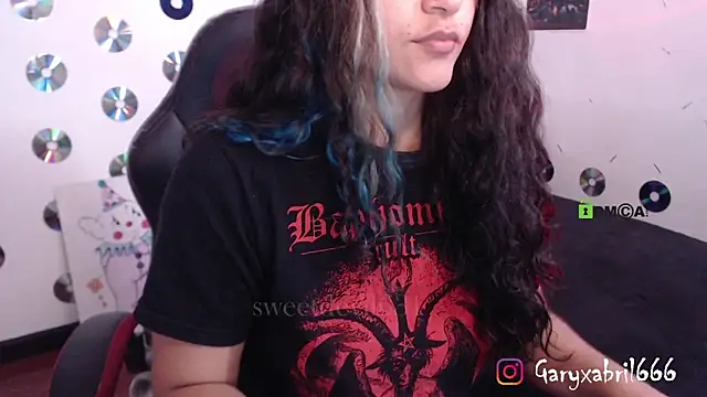 Snapshot of abril666 chatting on March 13, 5:50 pm abril666 online show from March 13, 5:50 pm
