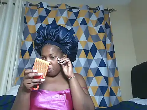 Mila Melanie online show from November 7, 8:20 pm