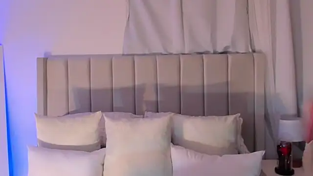 Snapshot of Abbye_blue01 chatting on November 18, 11:26 pm Abbye blue01 online show from November 18, 11:26 pm