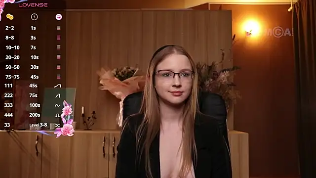 steffania- online show from February 5, 11:50 pm