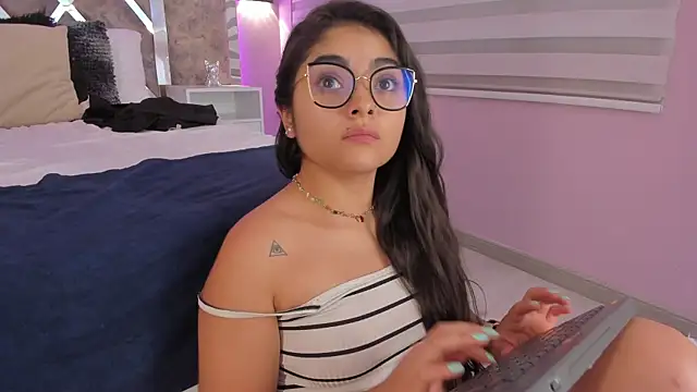 GiselOrtiz online show from February 28, 5:15 pm