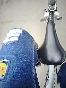 Danielitohot23cm online show from November 14, 4:06 pm