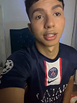 Leonarrrd 01 online show from December 18, 1:26 am