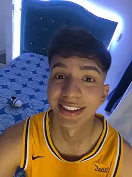 Leonarrrd 01 online show from January 19, 3:08 am