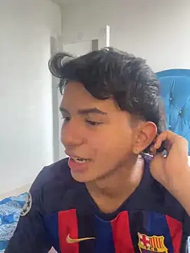 Leonarrrd 01 online show from October 25, 8:36 pm