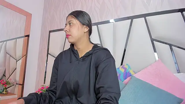  aurora18  online show from March 24, 3:11 am