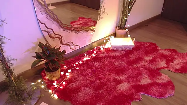 Snapshot of chloebritto chatting on January 3, 12:00 am chloebritto online show from January 3, 12:00 am