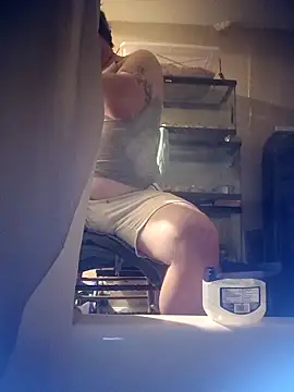 Buddy Cuck online show from November 5, 1:27 am