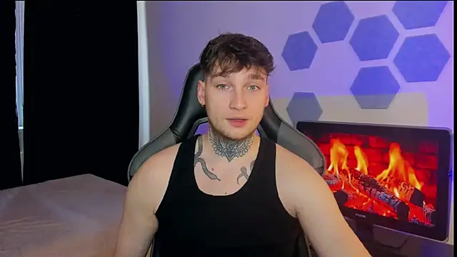 Chris Tyson online show from February 19, 10:23 am