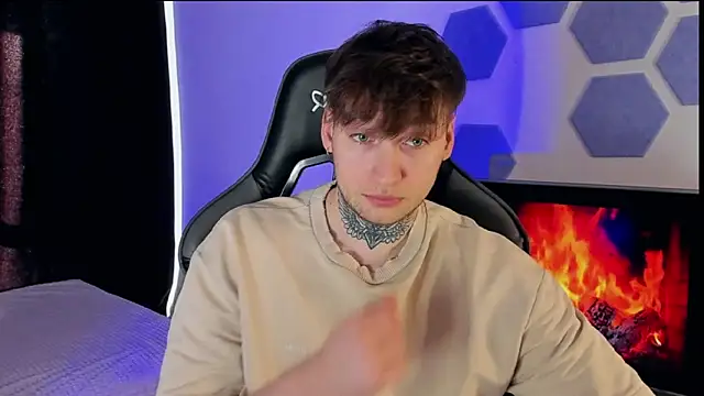 Chris Tyson online show from March 20, 5:46 am