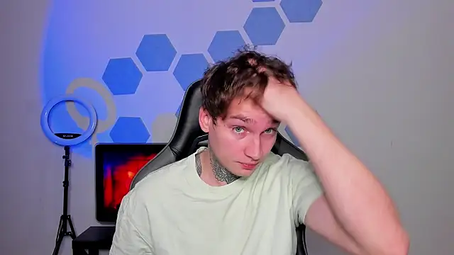 Chris Tyson online show from October 31, 12:55 am