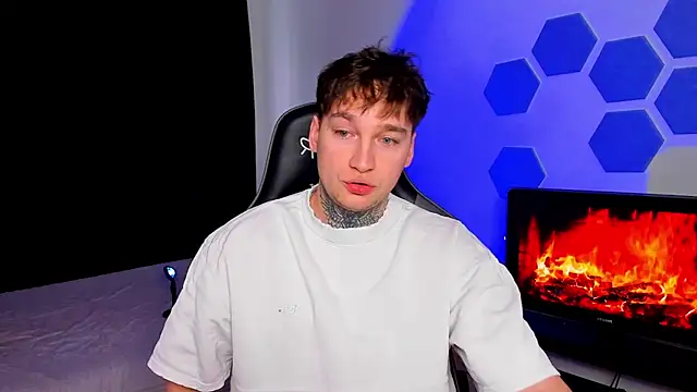 Chris Tyson online show from January 10, 7:21 am