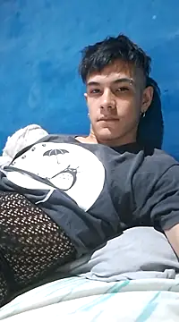 LYZBORNHD online show from January 29, 6:28 pm