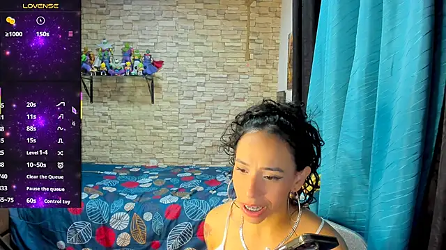 kaiagerbes3 online show from October 8, 10:51 pm