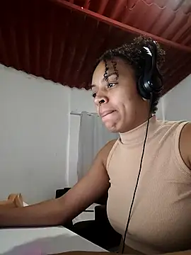 Snapshot of Julia_Pretinha chatting on September 23, 12:30 pm Julia Pretinha online show from September 23, 12:30 pm