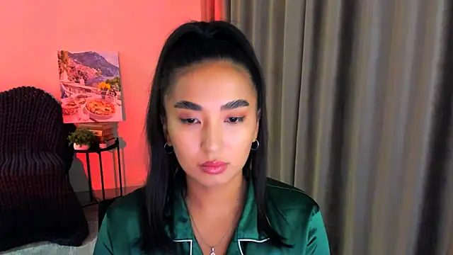 worldofkim online show from January 30, 9:36 pm