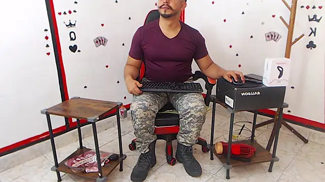 KalethBigDick online show from February 7, 10:30 pm