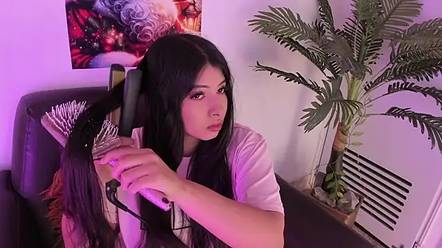 Snapshot of Miia_Thompsonn chatting on December 10, 3:20 am Miia Thompsonn online show from December 10, 3:20 am