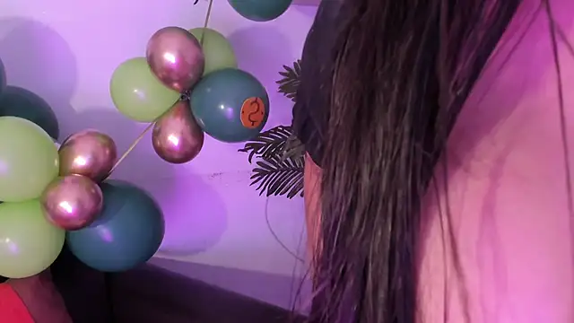 Snapshot of Miia_Thompsonn chatting on March 14, 3:26 am Miia Thompsonn online show from March 14, 3:26 am