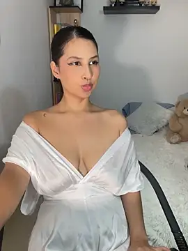 Snapshot of sofi_johansson chatting on March 11, 7:04 am sofi johansson online show from March 11, 7:04 am