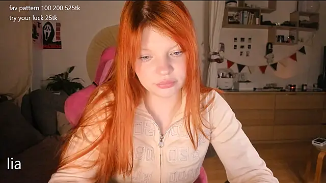 lil lia online show from February 9, 8:24 pm