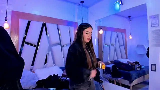 ary cooper  online show from November 28, 12:52 pm