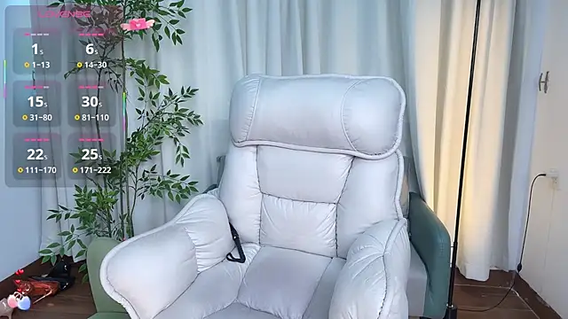 Snapshot of Ada-xixi chatting on February 21, 6:03 am Ada-xixi online show from February 21, 6:03 am