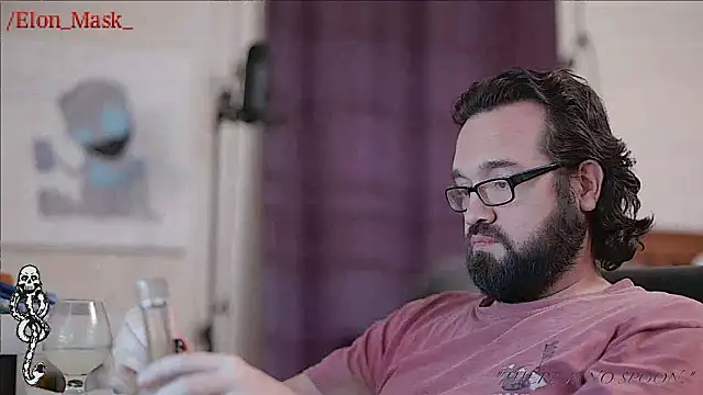 Snapshot of Seraph_De_La_Luna chatting on January 1, 4:07 am Seraph De La Luna online show from January 1, 4:07 am