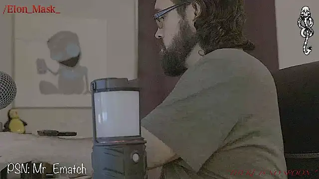 Snapshot of Seraph_De_La_Luna chatting on January 31, 9:48 am Seraph De La Luna online show from January 31, 9:48 am