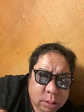 Snapshot of punk0805 chatting on February 26, 1:10 pm punk0805 online show from February 26, 1:10 pm