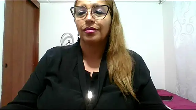 RossanaLionheart online show from March 4, 11:22 pm