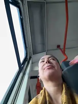 Snapshot of eveangelll chatting on October 31, 5:08 am eveangelll online show from October 31, 5:08 am