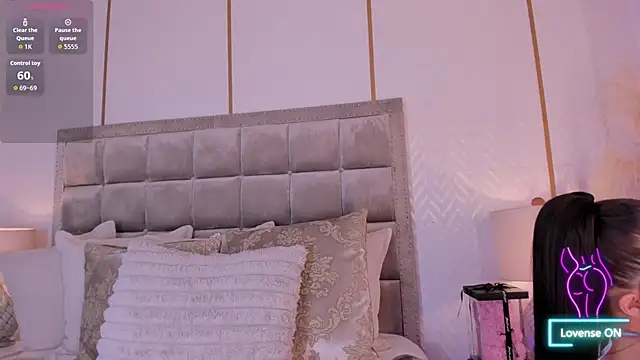 Snapshot of SamanthaClay chatting on October 14, 9:04 pm SamanthaClay online show from October 14, 9:04 pm