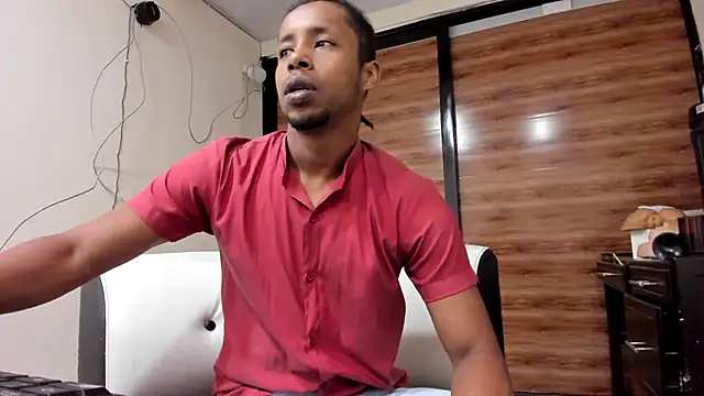 AlejoKhalifa  online show from February 3, 1:52 am