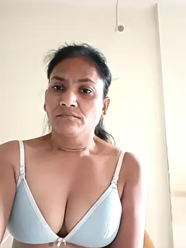 Snapshot of sunita6009 chatting on September 28, 8:42 am sunita6009 online show from September 28, 8:42 am